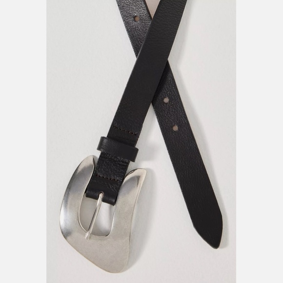 NWT ANTHROPOLOGIE STREETS AHEAD ASHER SHAPED BUCKLE BELT